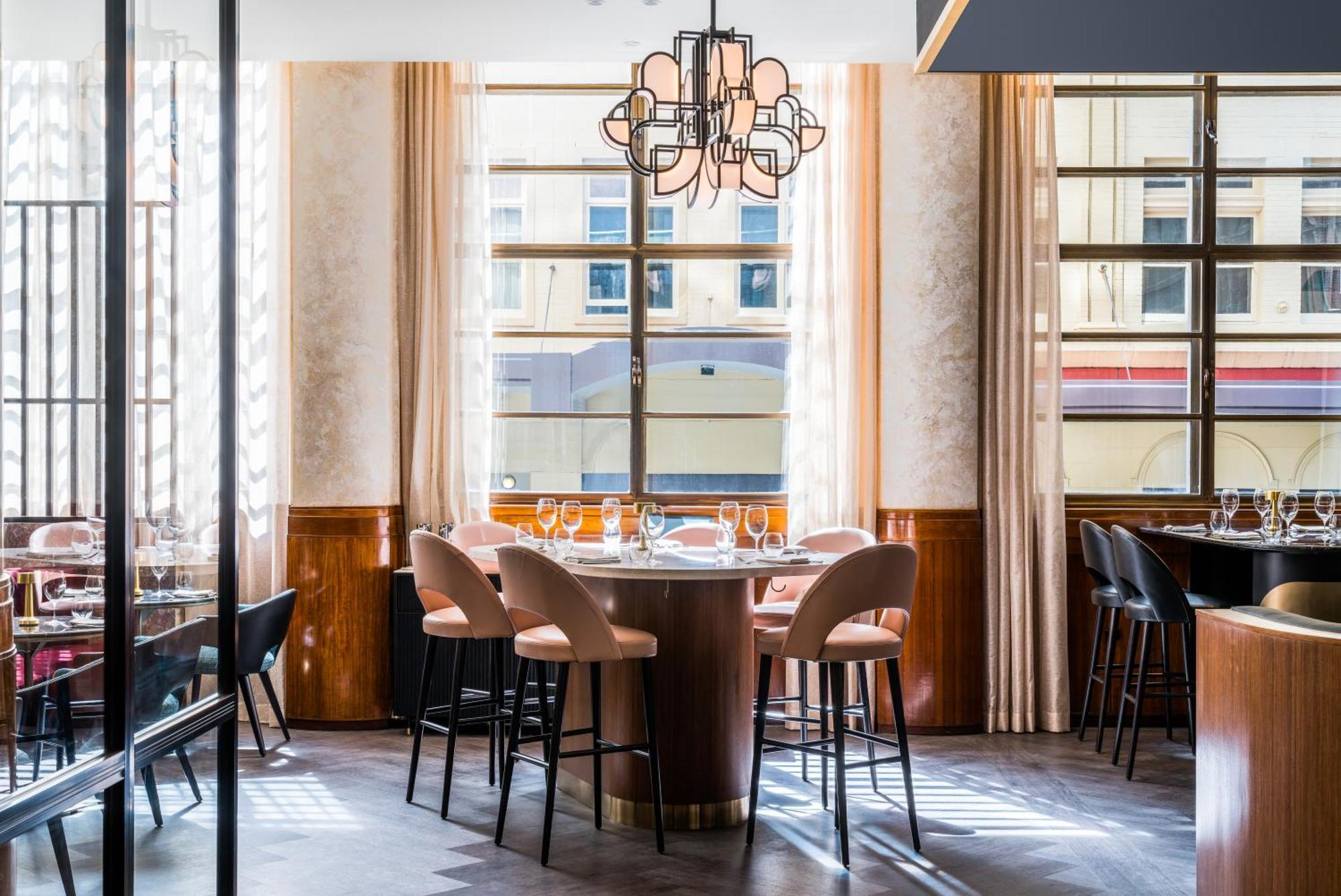 プリマス ホテル シドニー エクステリア 写真 Interior of the restaurant